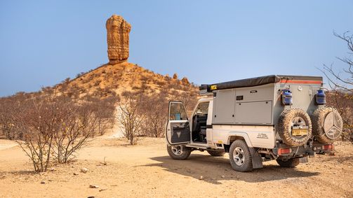 Reiseeuphorie: Roadtrip Namibia & Botswana Reiseeuphorie: Roadtrip Namibia & Botswana - Staffel 1 Folge 2: Durchs Ugab-Tal