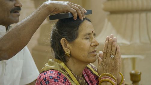 Planet Weltweit Planet Weltweit - Staffel 24 Folge 22: Indien - Kampf den Scharlatanen