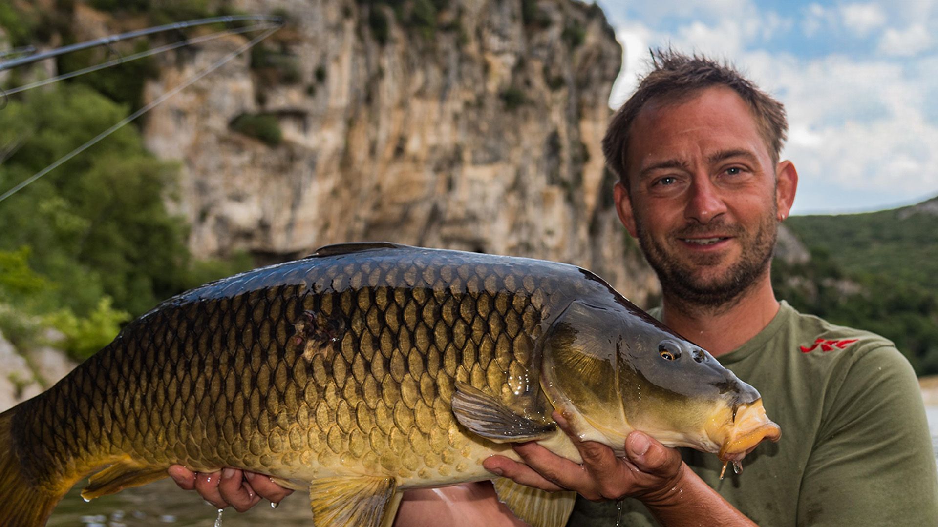 Wenig Wasser im Fluss