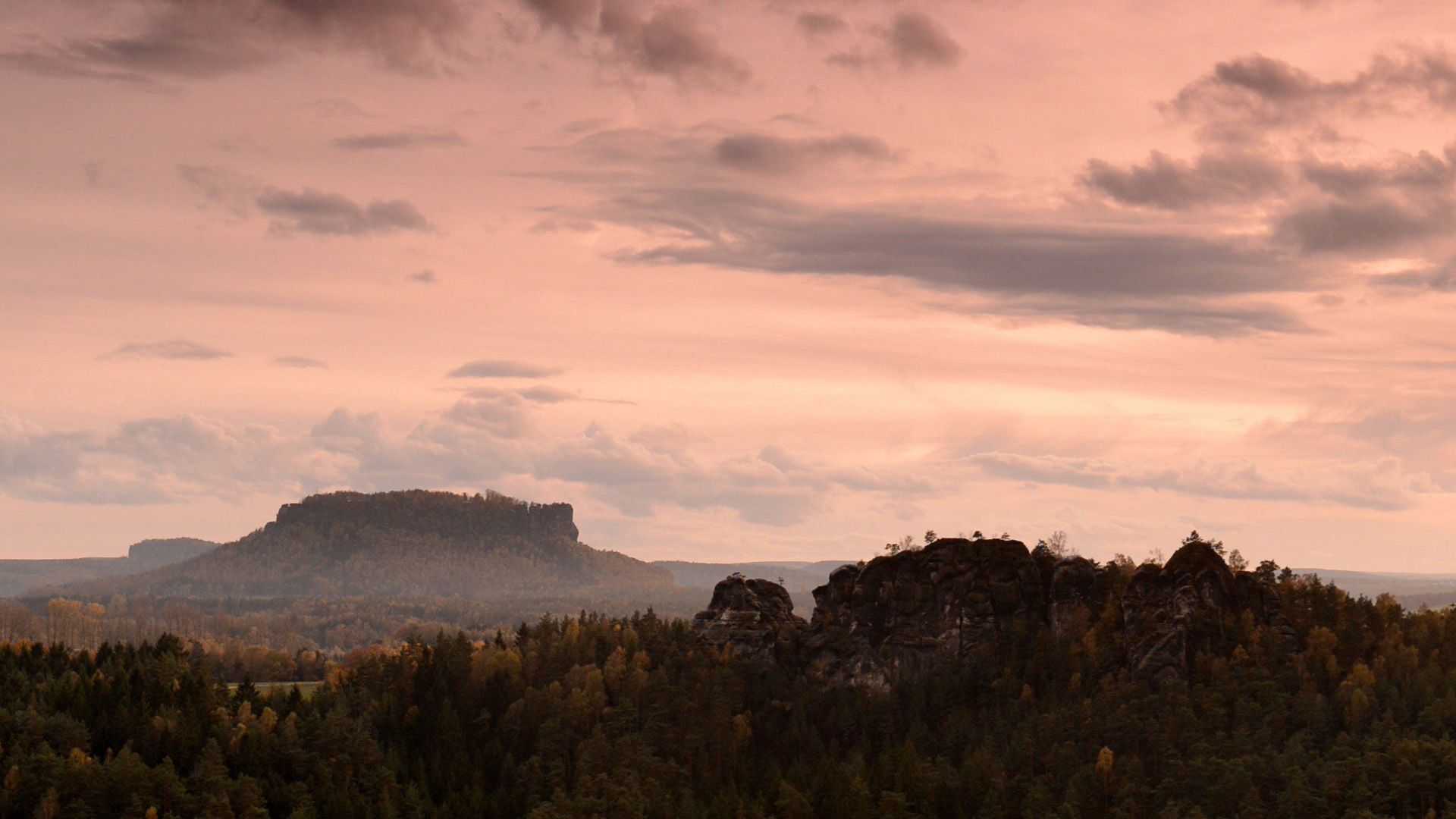 Das Elbsandsteingebirge - Märchenwelt und Meisterwerke