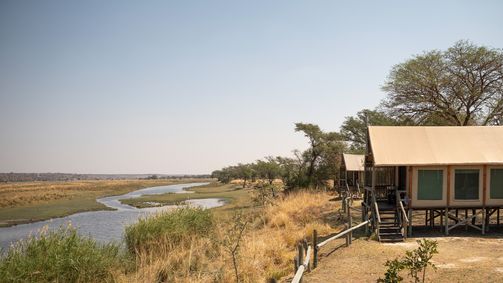 Reiseeuphorie: Roadtrip Namibia & Botswana Reiseeuphorie: Roadtrip Namibia & Botswana - Staffel 1 Folge 12: Es geht nach Botswana!