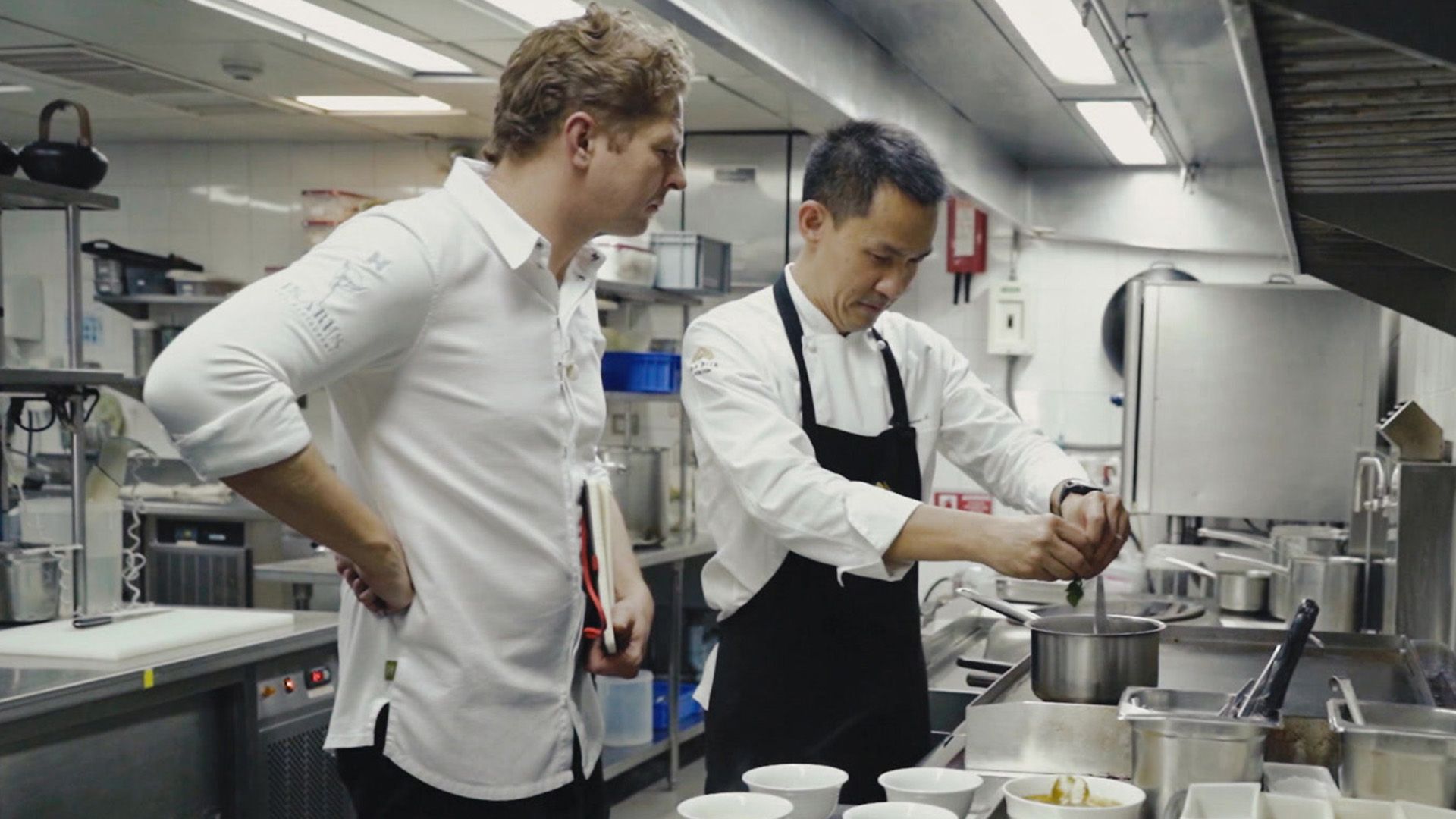 Yade-Andersen & Chayawee Sutcharitchan