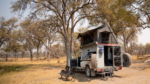 Reiseeuphorie: Roadtrip Namibia & Botswana Reiseeuphorie: Roadtrip Namibia & Botswana - Staffel 1 Folge 15: Botswana vom Wasser aus