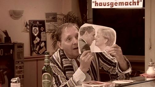 Dittsche - Das wirklich wahre Leben! Dittsche - Das wirklich wahre Leben! Folge 6: „Yes-we-can-Kraft“ / Zu Gast: Pascal Hens