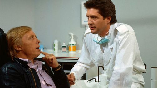 Ein Fall für Zwei Ein Fall für Zwei, Staffel 3 Folge 16: Schwind paßt auf