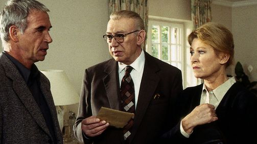 Derrick Derrick, Staffel 19 Folge 10: Mama Kaputtke
