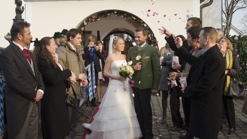 Herzflimmern – Die Klinik am See Herzflimmern - Die Klinik am See, Staffel 2 Folge 11: Folge 29