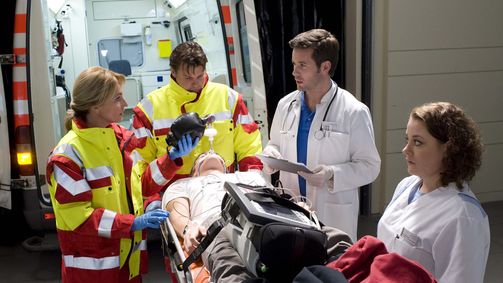 Herzflimmern – Die Klinik am See Herzflimmern - Die Klinik am See, Staffel 1 Folge 18: Folge 18