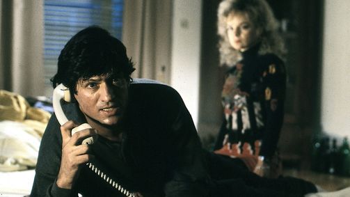 Derrick Derrick, Staffel 12 Folge 9: Blaue Rose