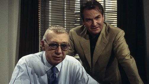 Derrick Derrick, Staffel 18 Folge 9: Das dunkle Licht