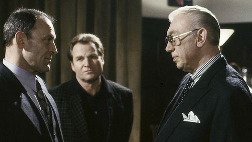 Derrick Derrick, Staffel 15 Folge 15: Die seltsame Sache Liebe