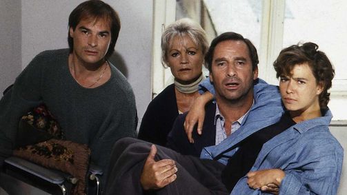 Derrick Derrick, Staffel 9 Folge 15: Familie im Feuer