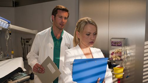 Herzflimmern – Die Klinik am See Herzflimmern - Die Klinik am See, Staffel 4 Folge 3: Folge 61