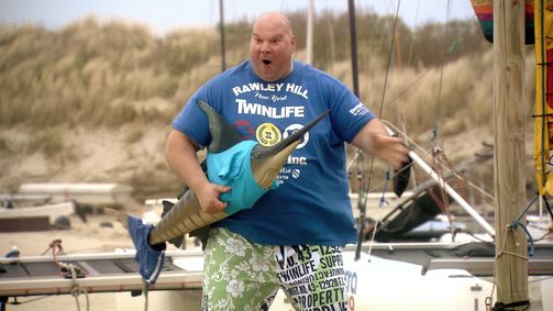 Hotel 13 Hotel 13 - Staffel 1 Folge 7: Tom, der Uhrmacher