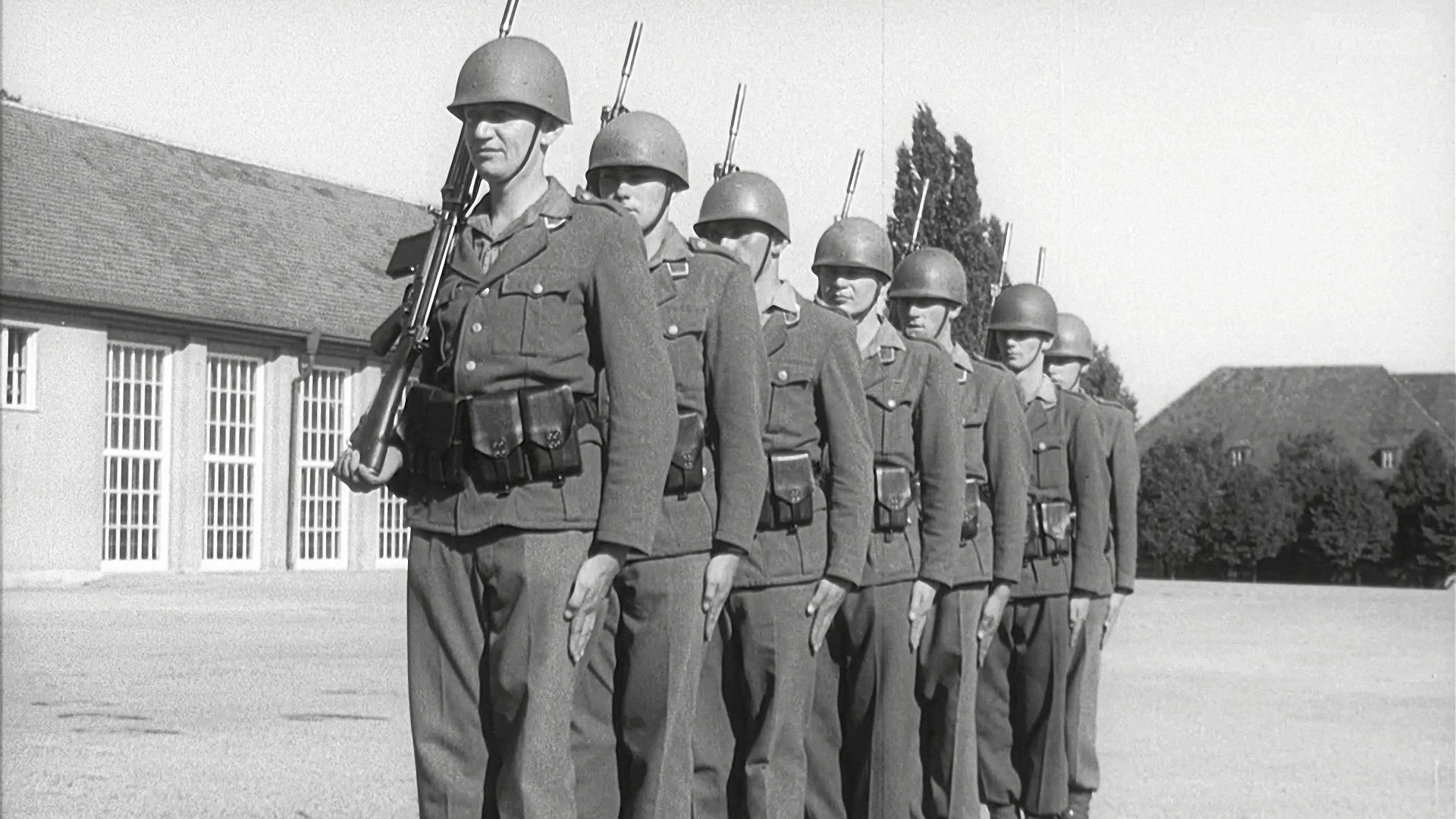 Armee gegen den Krieg