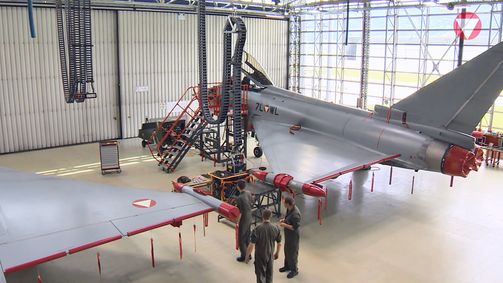 Short Cuts Short Cuts Folge 8: Berufsbild Flugzeugtechnikerin