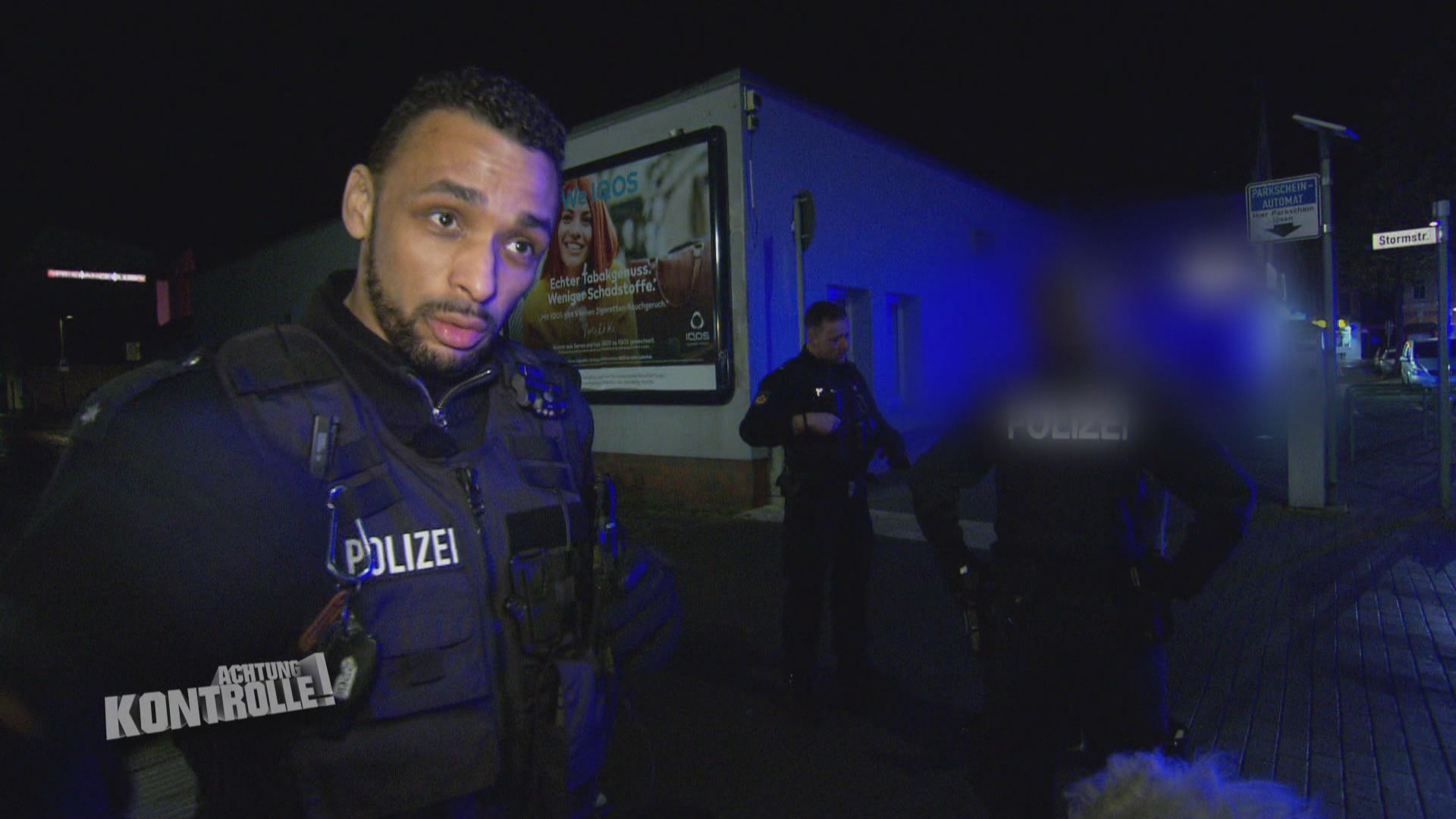 Streit mit Taxifahrer - Polizeistreife Bremerhaven