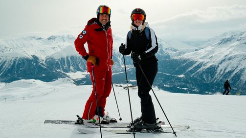 SKISCHULE SALAR SKISCHULE SALAR Folge 2: Mit Schwung ins Tal: Christa Rigozzi