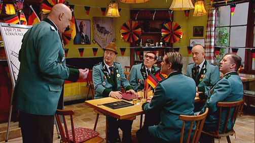 Hausmeister Krause - Ordnung muss sein Hausmeister Krause - Ordnung muss sein Folge 2: Die Kanzlerin kommt