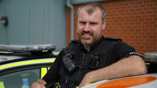 Police Force - Englands Straßen-Cops Police Force - Englands Straßen-Cops Folge 8: Zwischen den Fronten