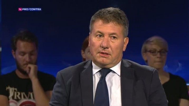 Pro und Contra - Der PULS 4 News-Talk vom 31.08.2015