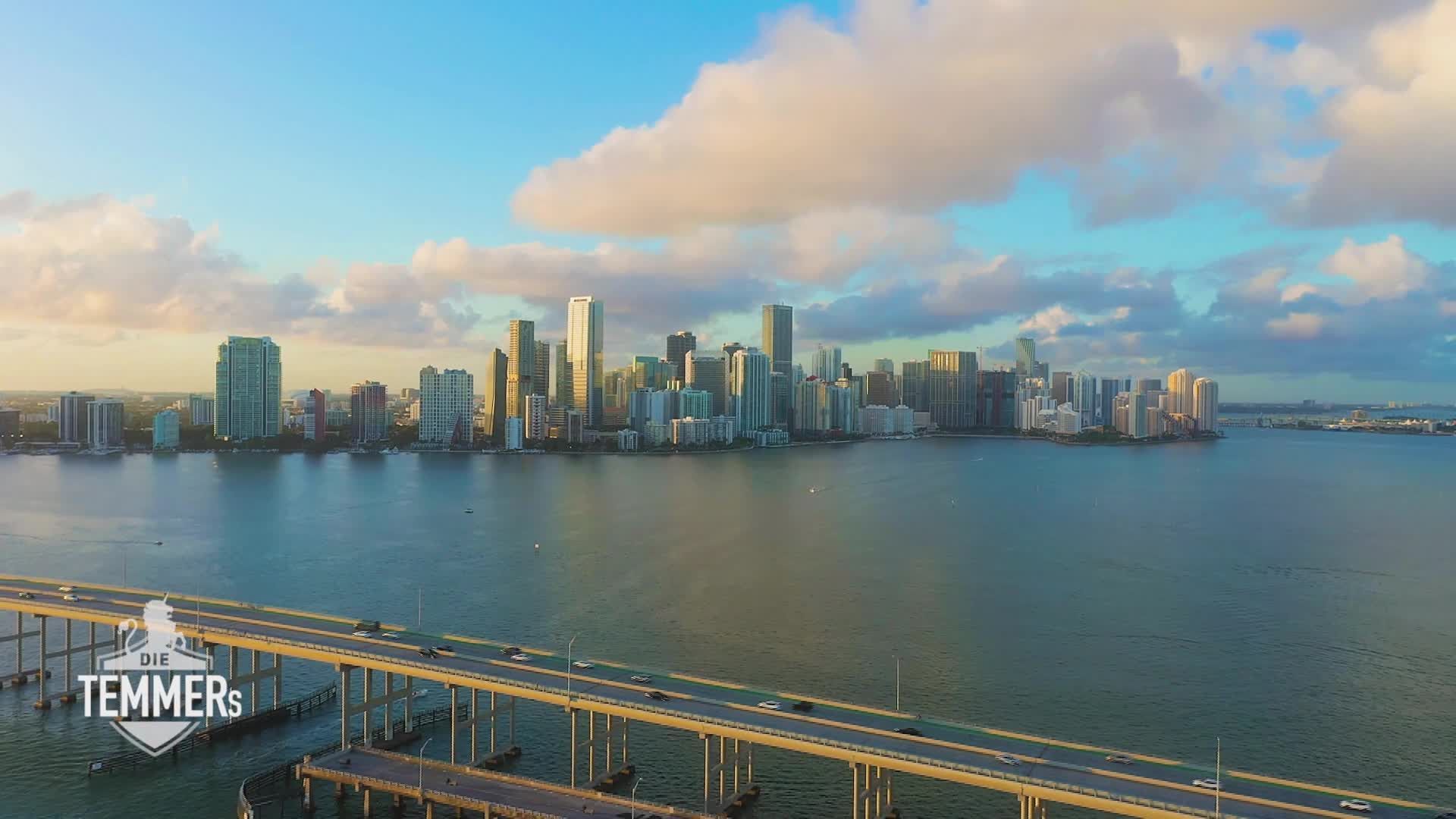Staffel 02 Folge 01: Welcome to Miami