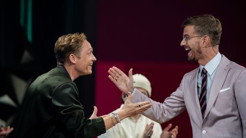 Wer stiehlt mir die Show? Wer stiehlt mir die Show? Folge 2: Joko kommt ins Schwitzen & das Panel ist heiß auf den Sieg