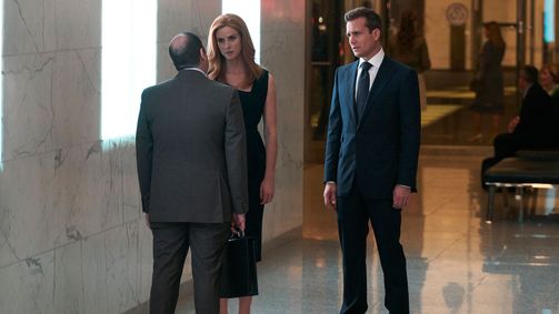 SUITS SUITS 07 Folge 9: Schande