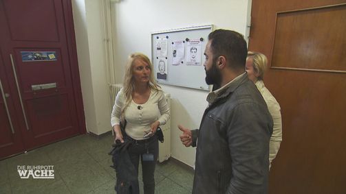 Die Ruhrpottwache Die Ruhrpottwache Folge 3: Motorradanschlag auf Barfrau