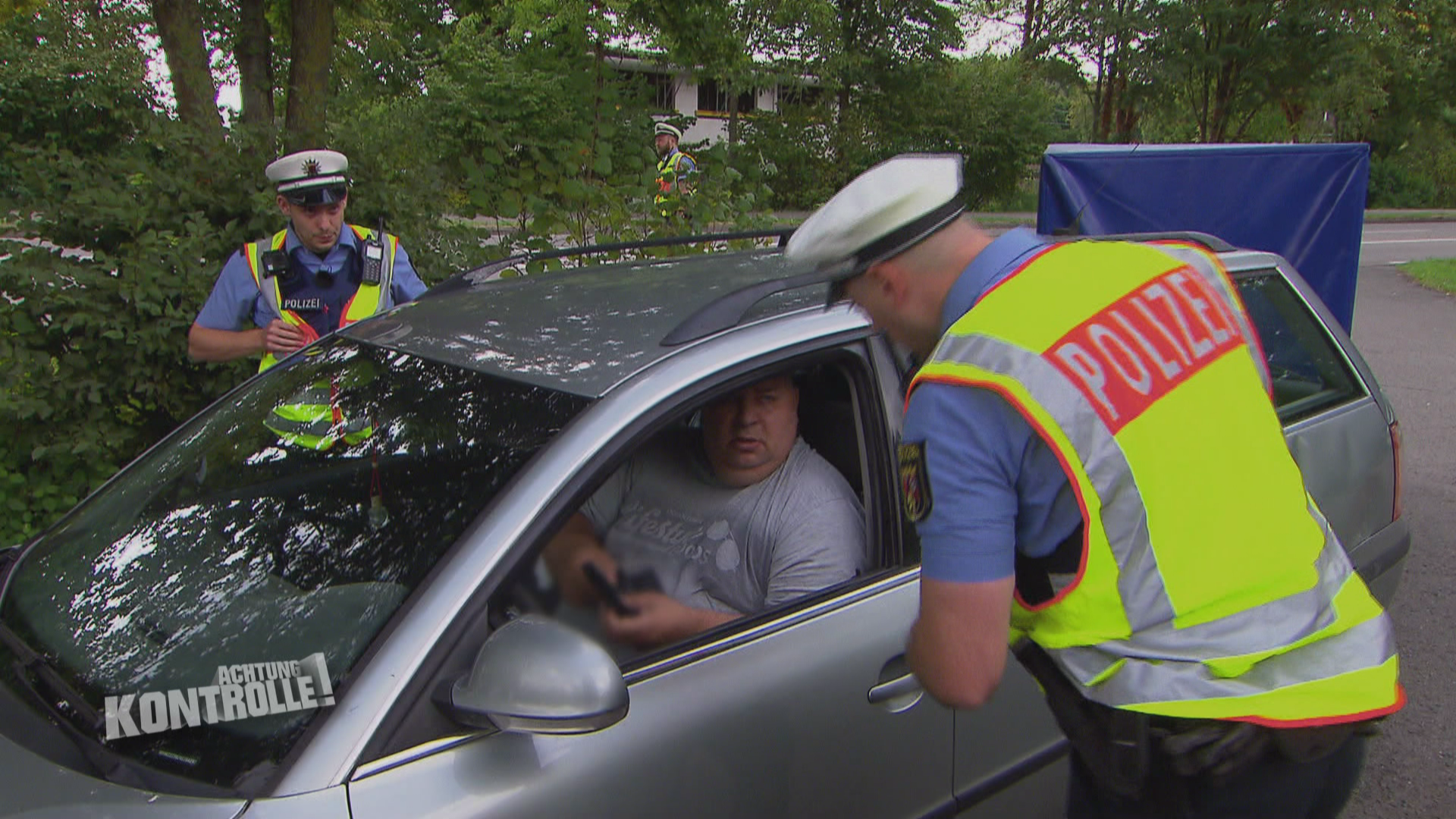 Handy am Steuer und nicht angeschnallt – Handykontrolle Germersheim