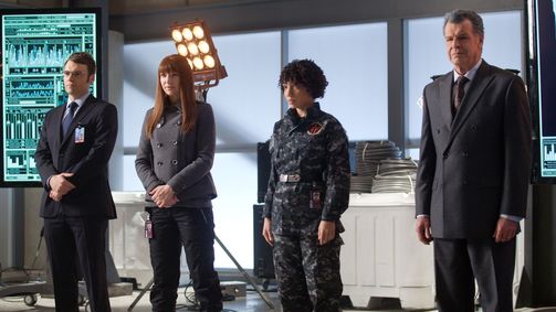 Fringe - Grenzfälle des FBI Fringe - Grenzfälle des FBI Folge 20: Getrennte Welten