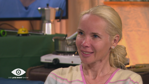 Promi Big Brother - Die Late Night Show Promi Big Brother - Die Late Night Show Folge 12: Sylvia ist nach ihrem tränenreichen Auszug zu Gast