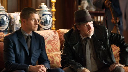 Gotham Gotham Folge 7: Pinguins Regenschirm