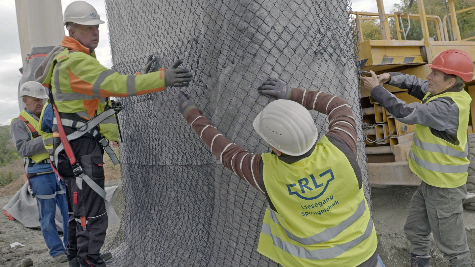 Brückensprengung in Heckholzhausen