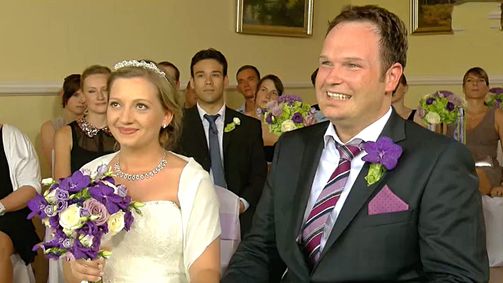 Hochzeit auf den ersten Blick HOCHZEIT AUF DEN ERSTEN BLICK - 02. STAFFEL Folge 1: Kann aus Wissenschaft Liebe werden?