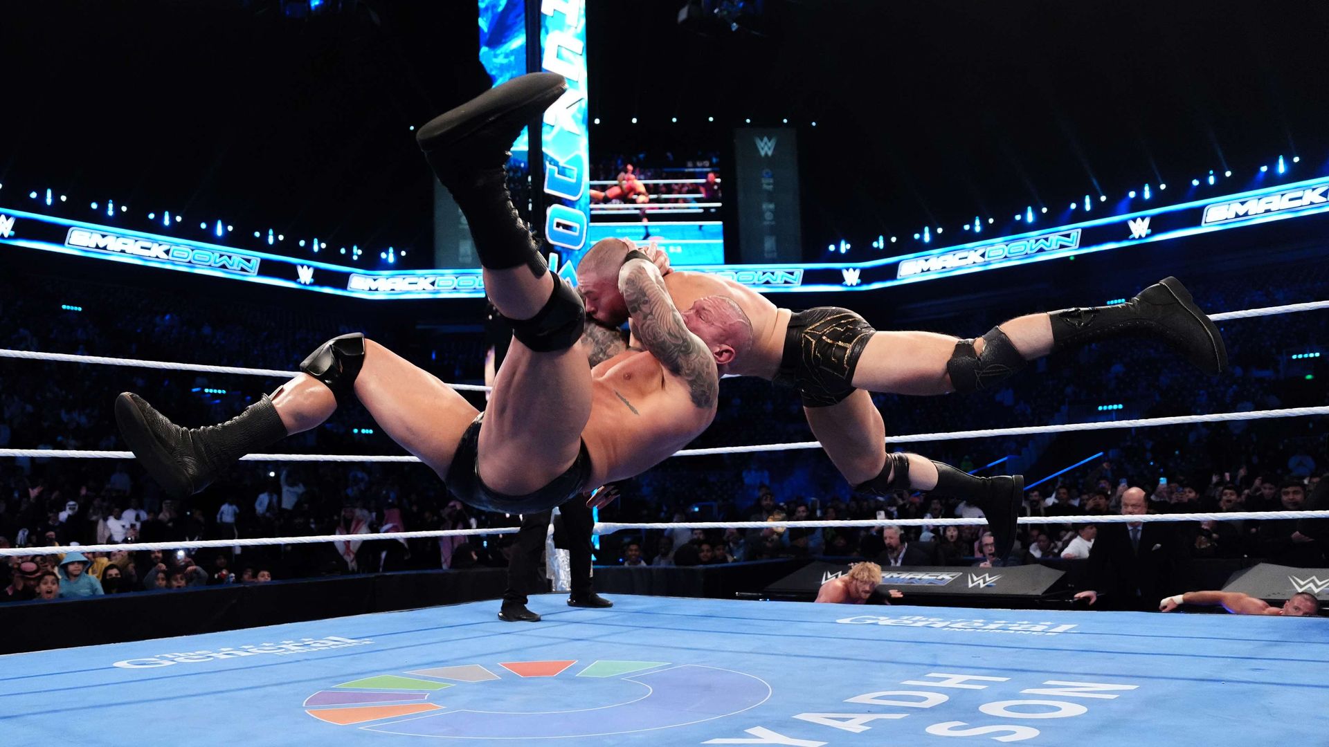 Tag Team Main Event endet im kompletten Chaos