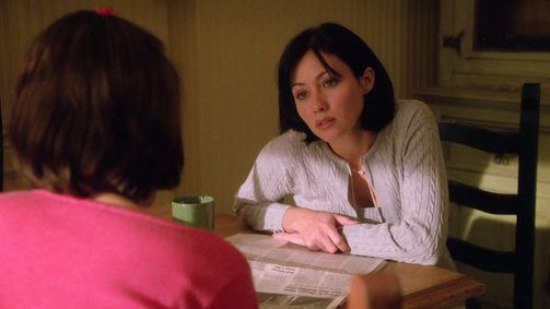 Charmed - Zauberhafte Hexen Charmed - Zauberhafte Hexen Folge 8: Der Wahrheitszauber