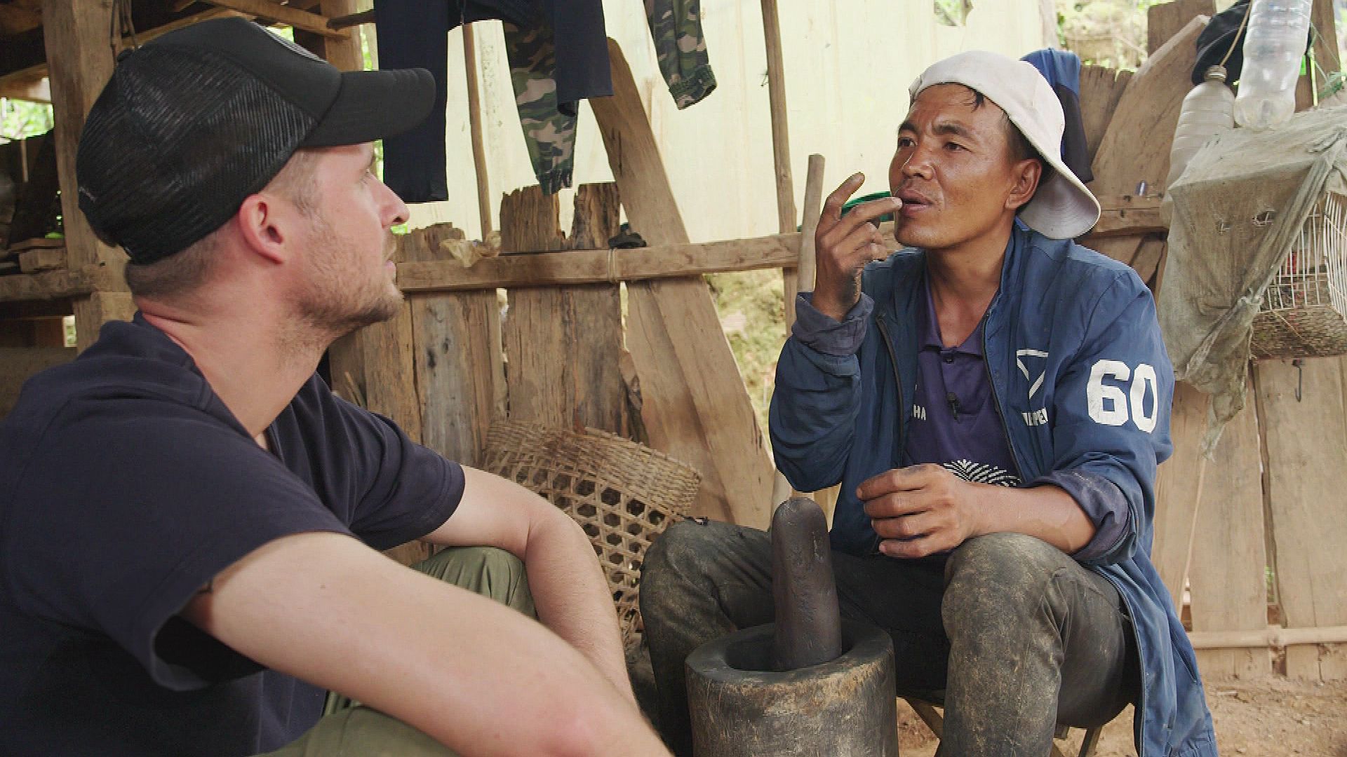 Mission Wildnis: Die Himalaya-Nomaden & das Dschungel-Bergvolk der Akha in Laos