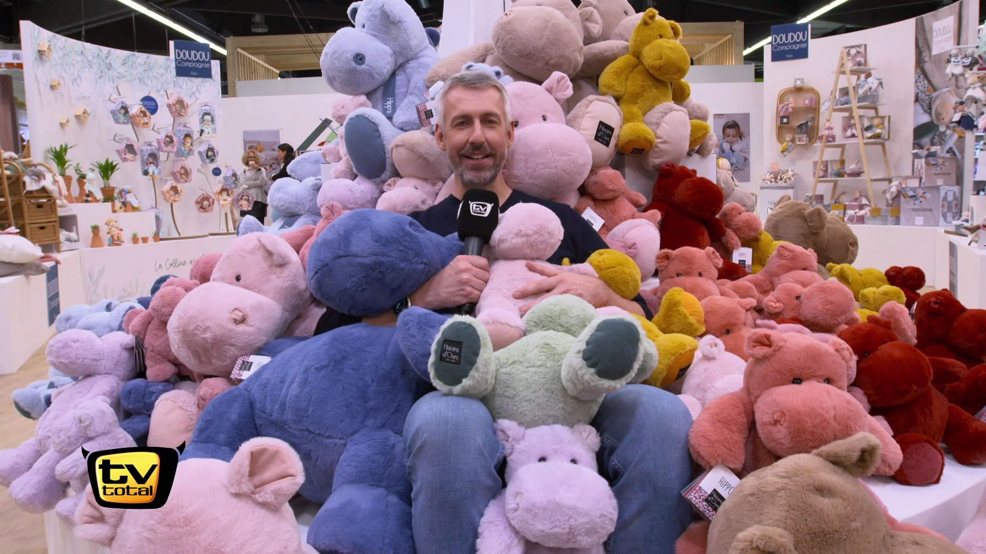 Mit viel Liebe und Kotze verzaubert uns Puffi nicht nur auf der Spielwarenmesse