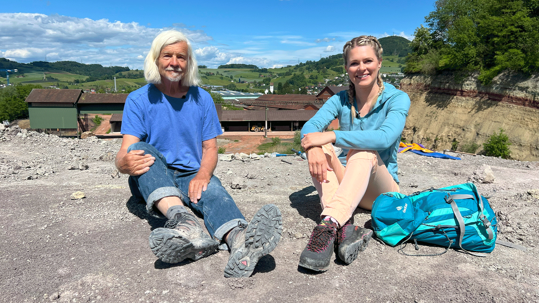 Nicole unterwegs im Aargauer Jura: Dinos, Käse & junge Züchterin