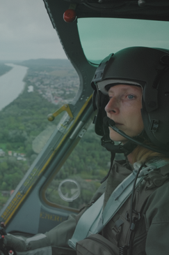 viSieonärinnen: Damen und Heer