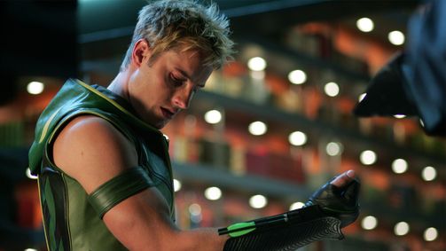 Smallville Smallville Folge 7: Mit Pfeil und Kugel