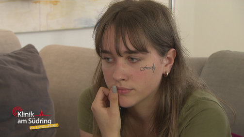 Klinik am Südring - Die Familienhelfer Klinik am Südring - Die Familienhelfer Folge 1: Tattoo, tattaa