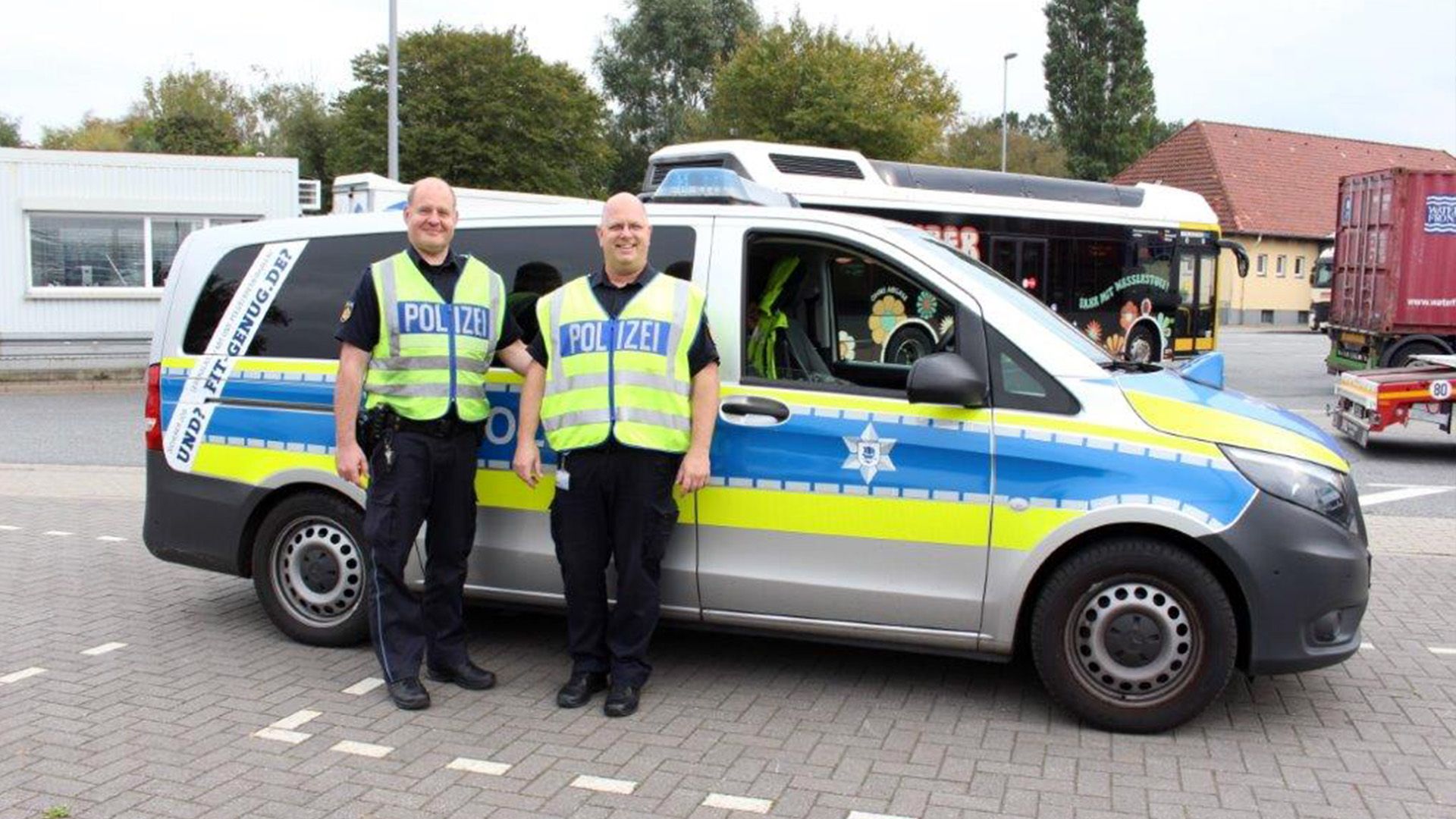 Thema u. a.: Experten für Gefahrgut – Polizei Bremerhaven