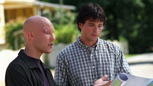 Smallville Smallville Folge 1: Seh' die Welt in Trümmern liegen ...