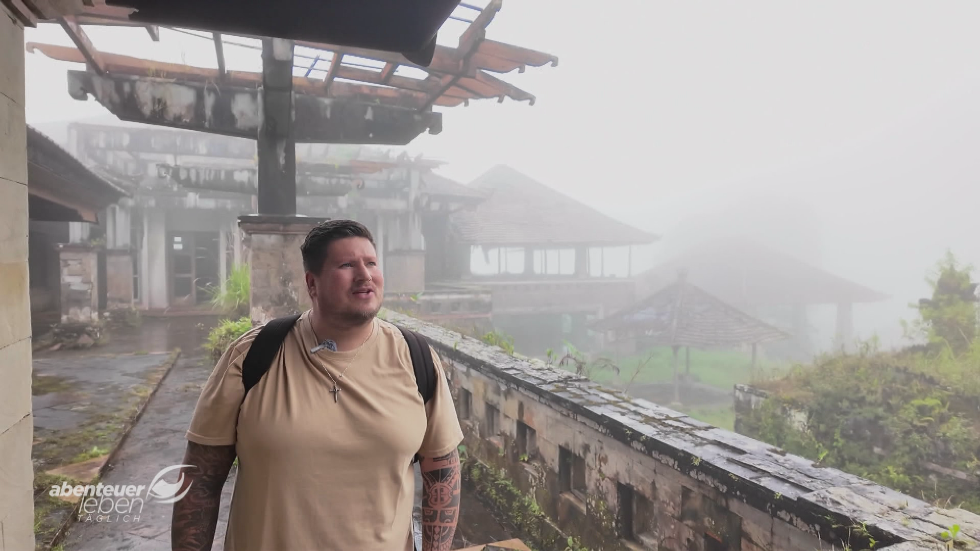 Lost Places in Bali: Zwischen Krokodilen, Schlangen und Geistern