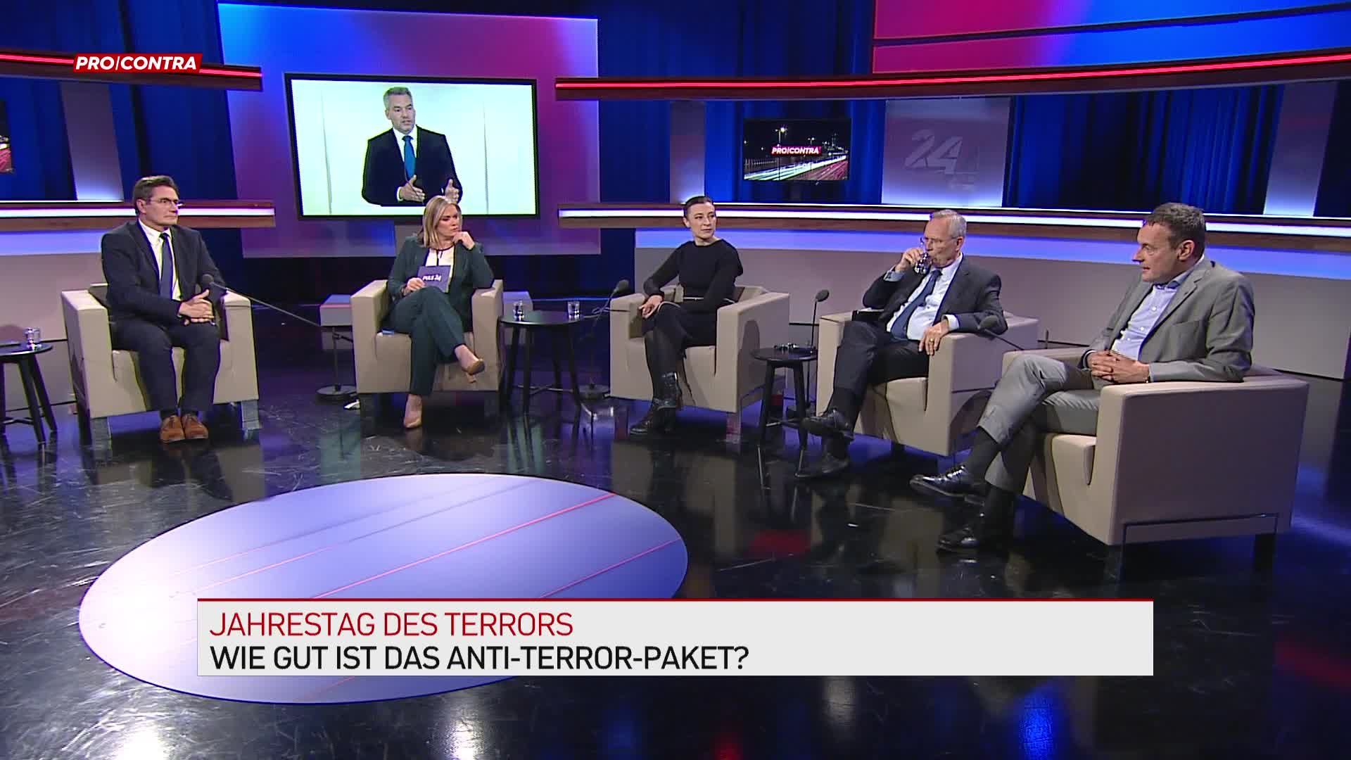 Pro und Contra: Jahrestag des Terrors - Schnelles Vergessen oder aus Fehlern lernen?