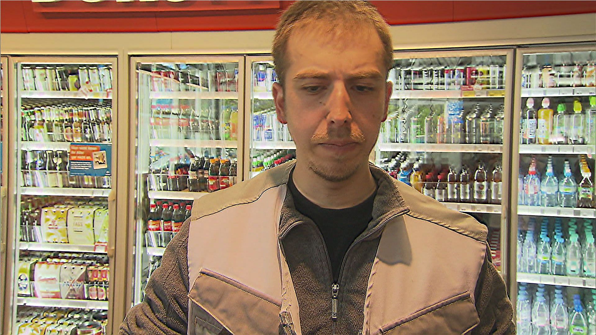 Mutter verzweifelt, weil ihre Tochter entführt wurde