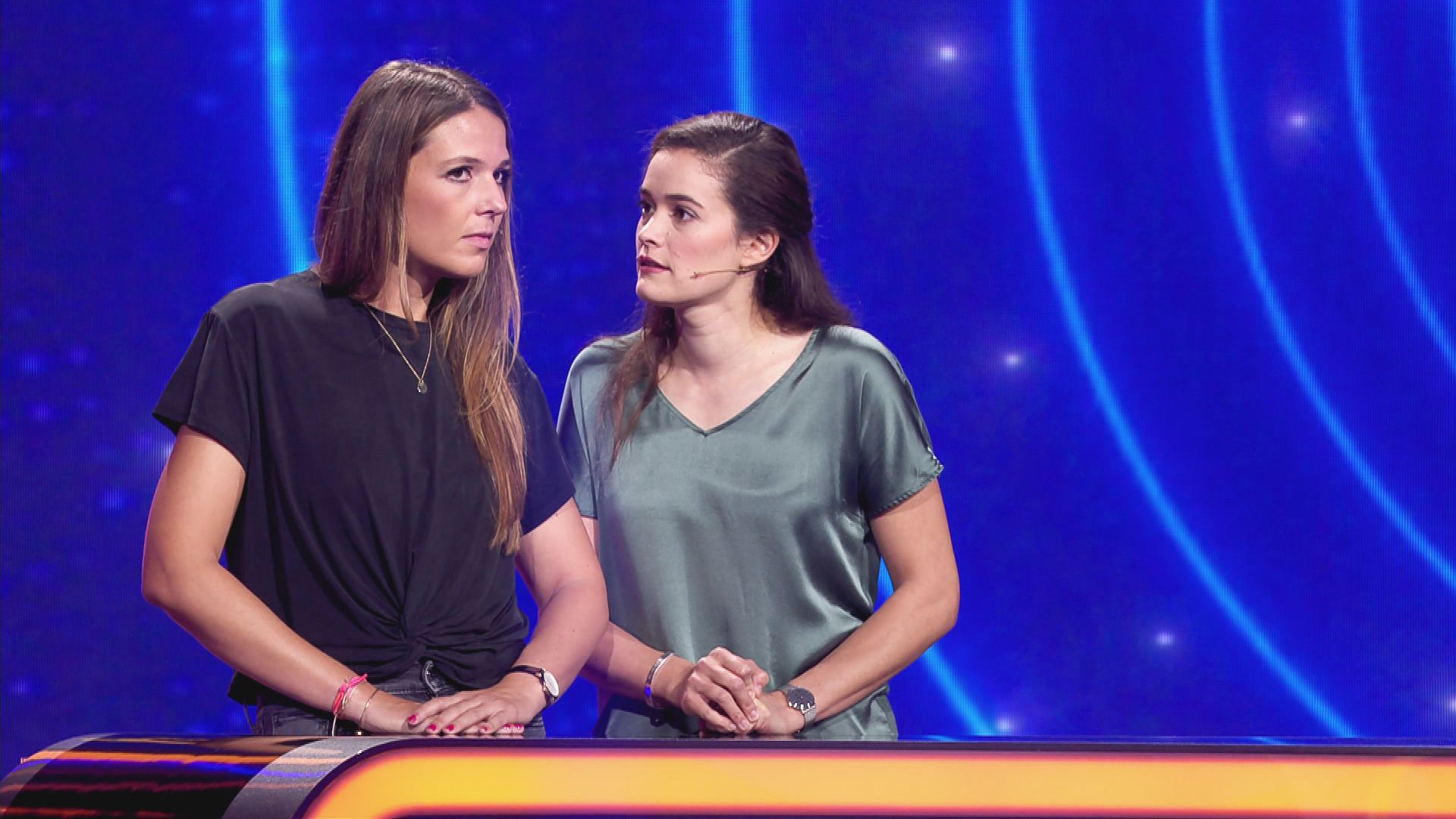 Veronika & Amelie vs. Felix & Alexander