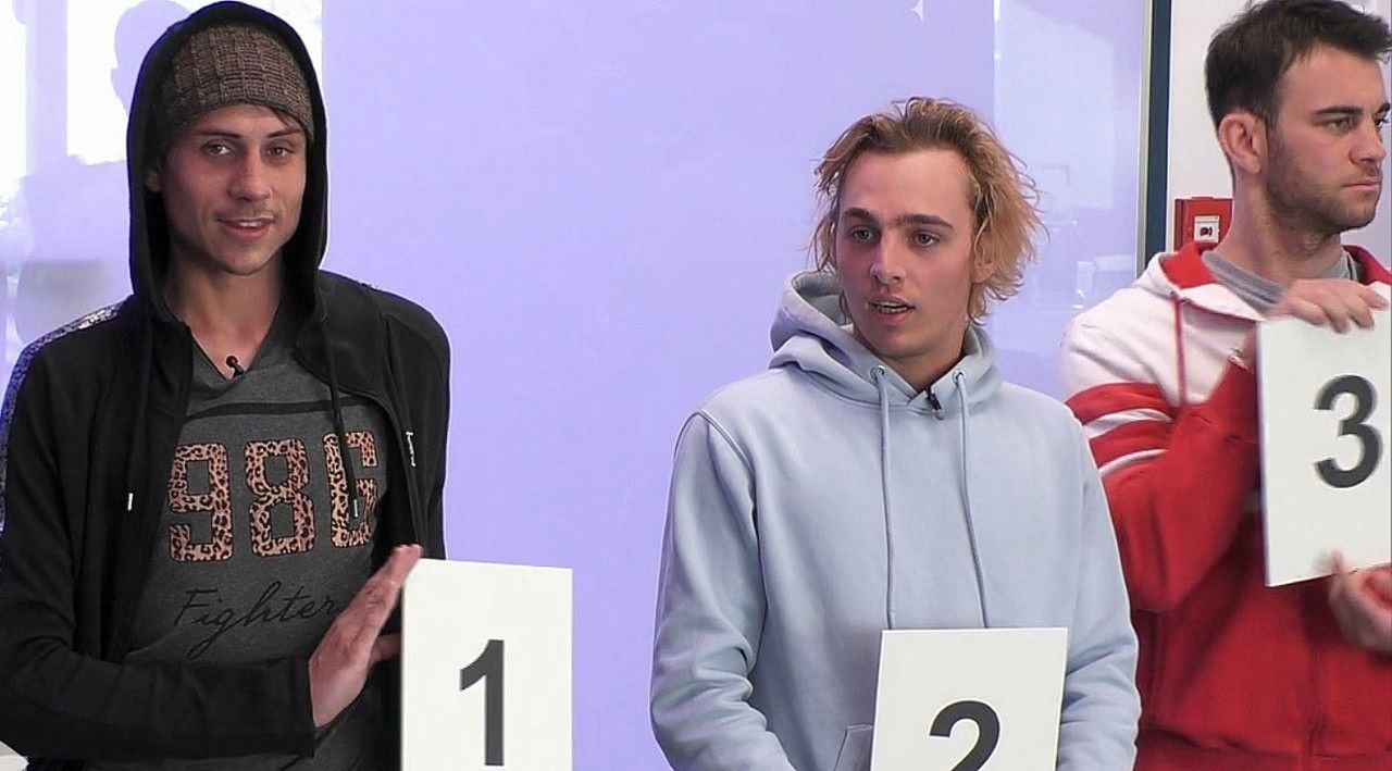 Tim: "Ich bin eine nackte Schönheit!"